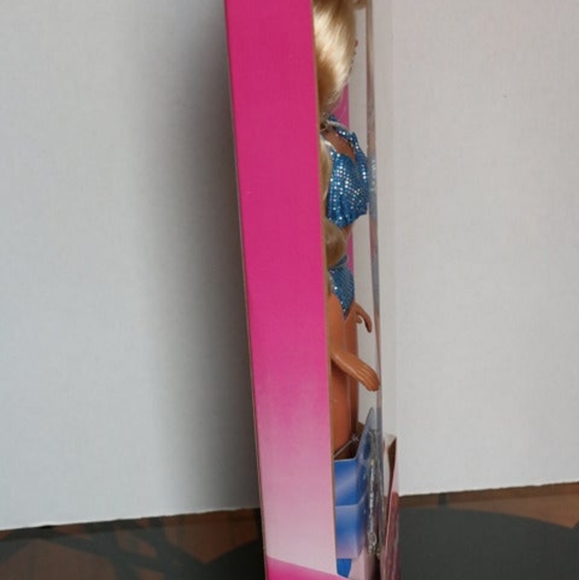 New Sparkle Beach Barbie Doll 1995 - Picture 5 of 8